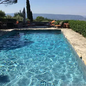 La Borie En Provence Bed and breakfast